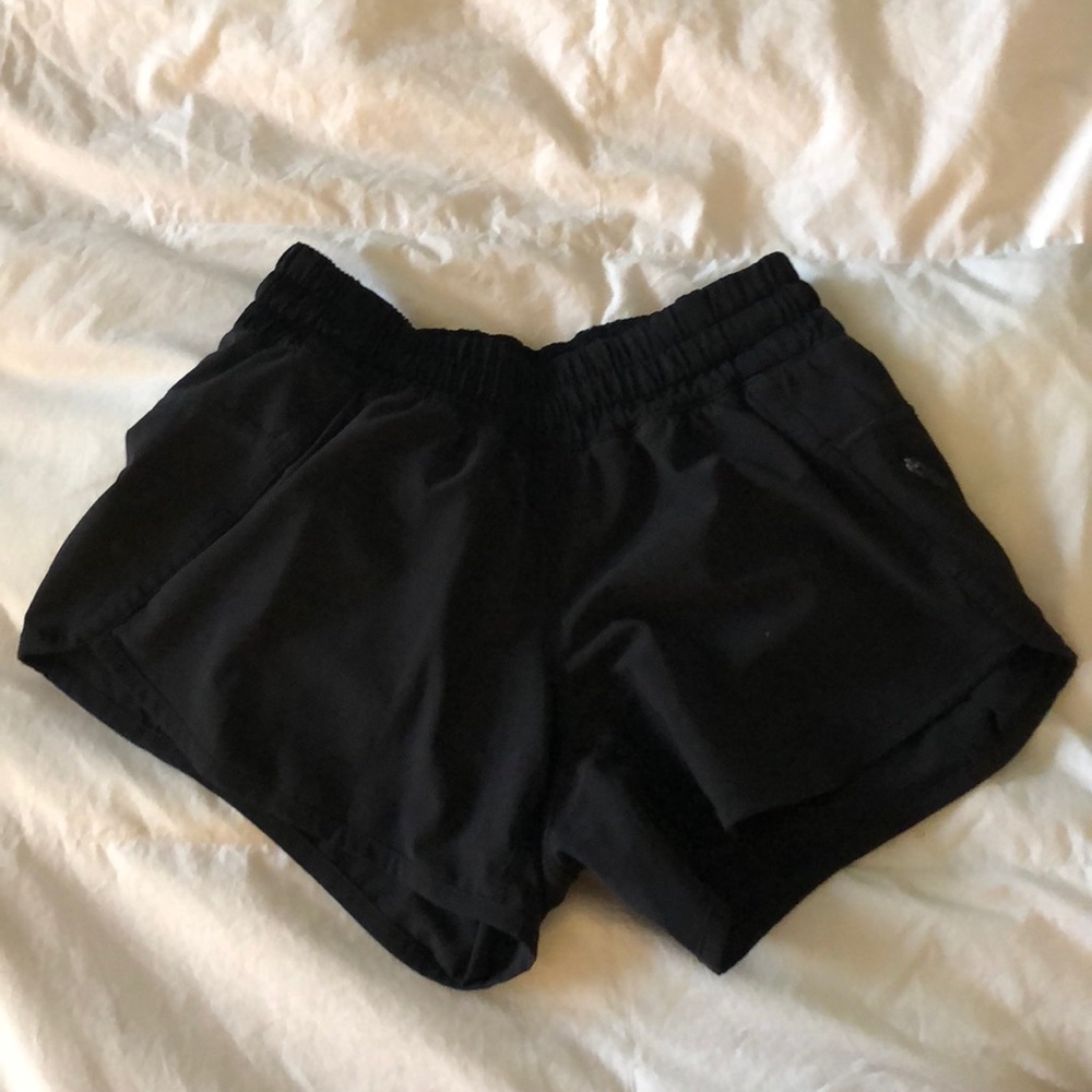 Lulu lemon tracker shorts